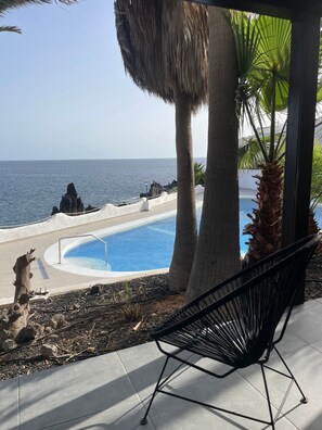 Pool - Ocean shore apartment (Santiago del Teide)