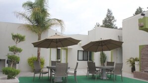 Terrace/patio - Hotel Alameda de San Jose Iturbide (San José Iturbide)