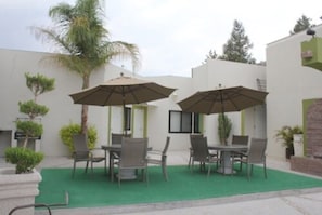 Terrace/patio - Hotel Alameda de San Jose Iturbide (San José Iturbide)