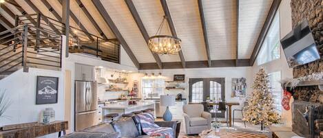 Smart TV, fireplace, video games