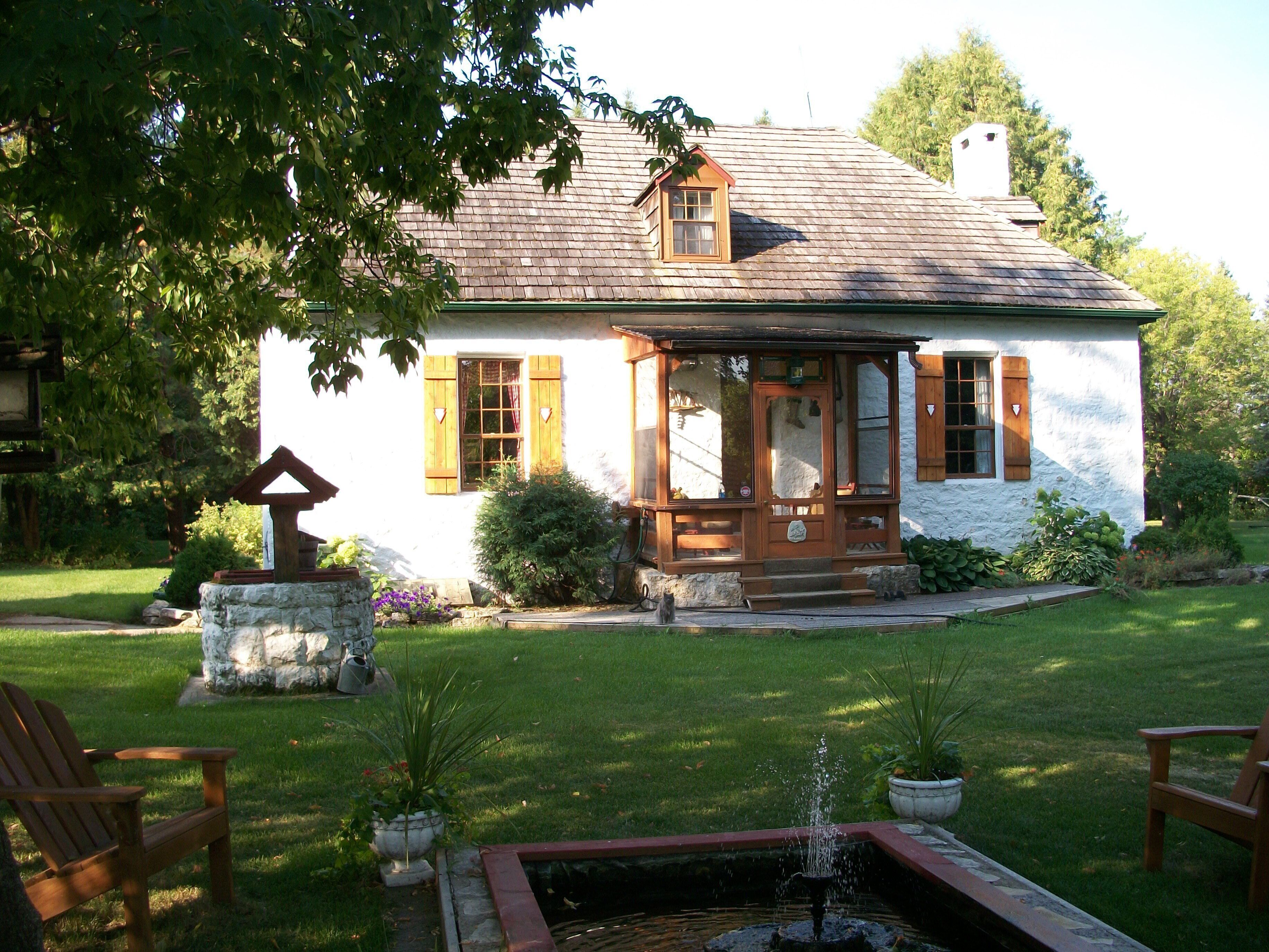 Main Entrance to Bunn House