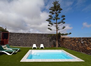 Baignoire à remous extérieure