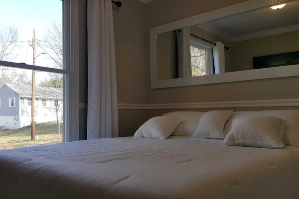 4 dormitoris, caixa forta a l'habitació i escriptori