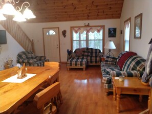 Interior - Beautiful 3 bedroom home on Rifle River (West Branch)