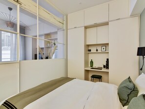 1 chambre, fer et planche à repasser, accès Internet, draps fournis