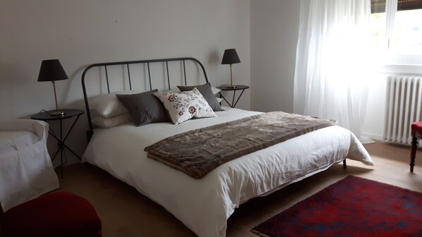 2 Schlafzimmer, Bügeleisen/Bügelbrett, Internetzugang, Bettwäsche