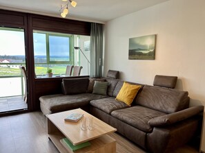 TV - Wald und Wiese (B 94) by Interhome (Dittishausen)