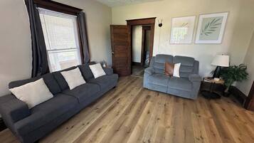 TV, DVD player, books, offices