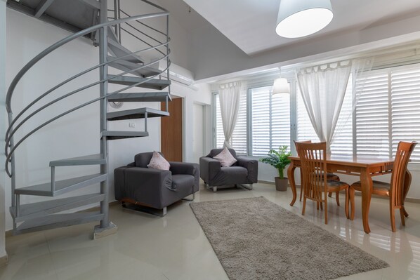 Heated floors - Via Jerusalem (Jerusalem)