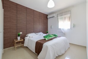 Apartamento familiar | Tabla de planchar con plancha, cunas gratuitas, wifi gratis
