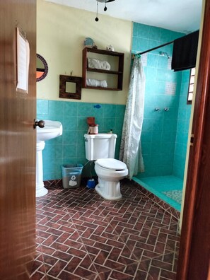 Bathroom - Cancun Guest House 1 (Cancún)