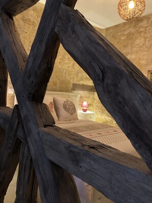 1 bedroom, iron/ironing board, travel cot, free WiFi