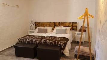 2 bedrooms, internet