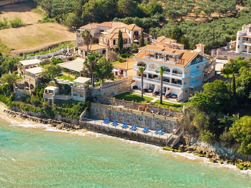 Playa Del Zante - 2 Bedroom Sea View Apartment, Playa del Zante