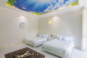 7 bedrooms, WiFi - Our villa has all the facilities to make you satisfied. (Phường 1)