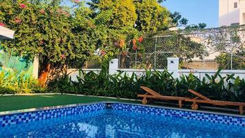 Indoor pool, outdoor pool