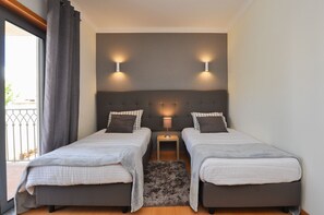 2 chambres, fer et planche Ă repasser, Wi-Fi gratuit, draps fournis
