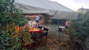 Kawasan BBQ/berkelah