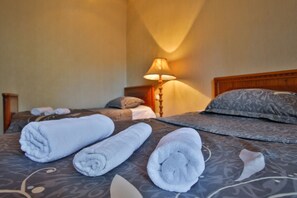 3 Schlafzimmer, Bügeleisen/Bügelbrett, WLAN