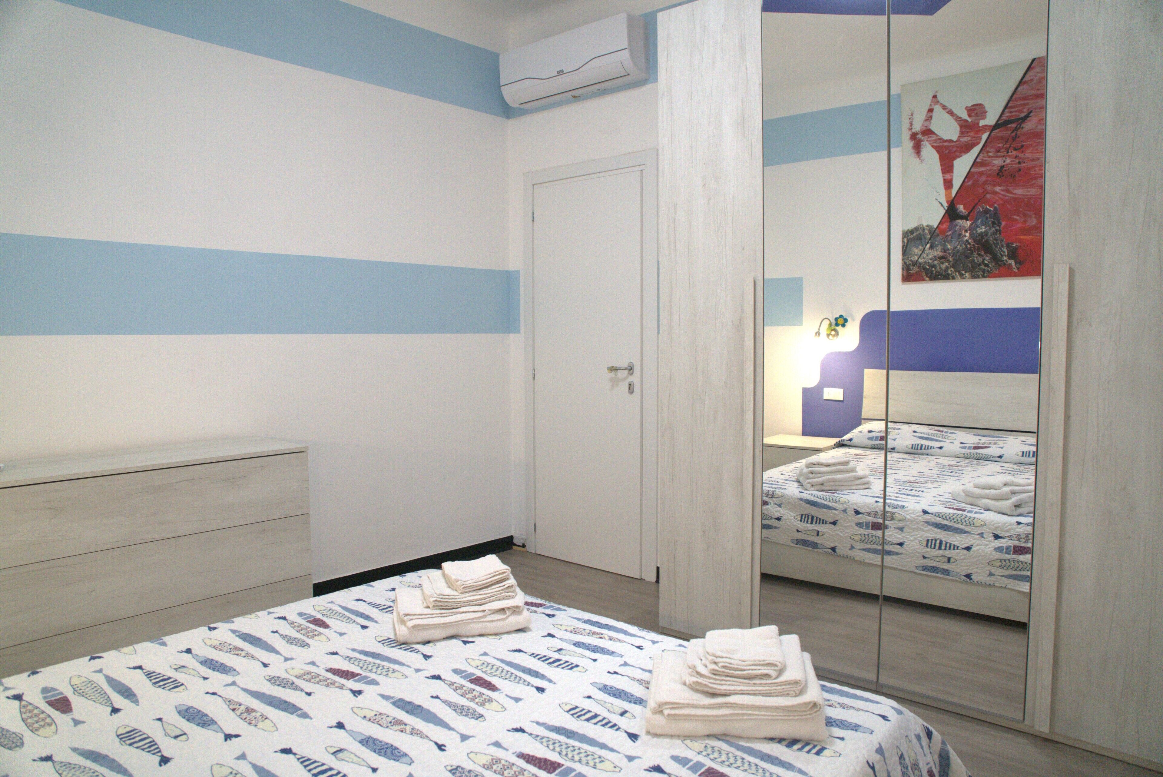 2 chambres, fer et planche à repasser, Wi-Fi gratuit, draps fournis