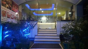 Front of property - Hotel Green View Palace (Noida)