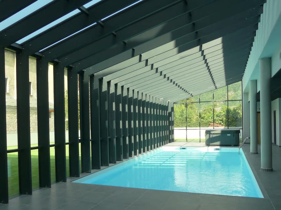 Piscine couverte