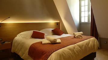 1 bedroom, in-room safe, iron/ironing board, free cribs/infant beds