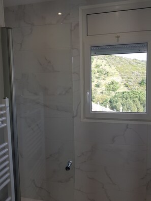 Bathtub - Ref. Zar10 -  (Rosas / Roses)