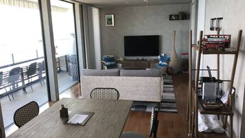 Chartered Villa | Living area | Flat-screen TV, Netflix, streaming services