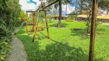 Children’s play area – outdoor
