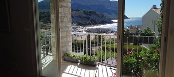 Appartement plein sud vue mer, proche plage/centre avec terrasse, clim, parking