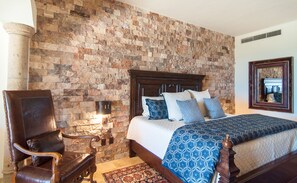 4 bedrooms, WiFi, wheelchair access