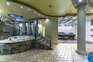 Egyptian cotton sheets, premium bedding, individually decorated - Best Hotel Yerevan (Yerevan)