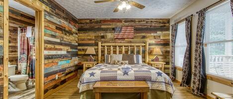 2 bedrooms, iron/ironing board, travel cot, WiFi