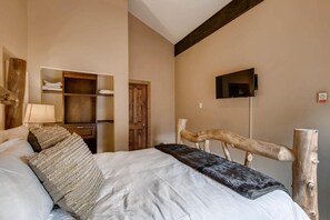 1 Schlafzimmer, Schreibtisch, Bügeleisen/Bügelbrett, kostenloses WLAN