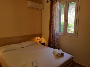 1 Schlafzimmer, Bügeleisen/Bügelbrett, kostenloses WLAN, Bettwäsche