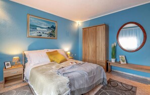 5 bedrooms, free WiFi, bed sheets - Nice apartment in Pula (Pula)