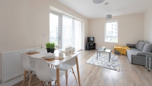 Apartamento real | Opções para refeição no quarto