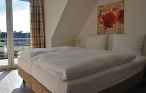 3 Schlafzimmer, Reisekinderbett, kostenloses WLAN, BettwÀsche