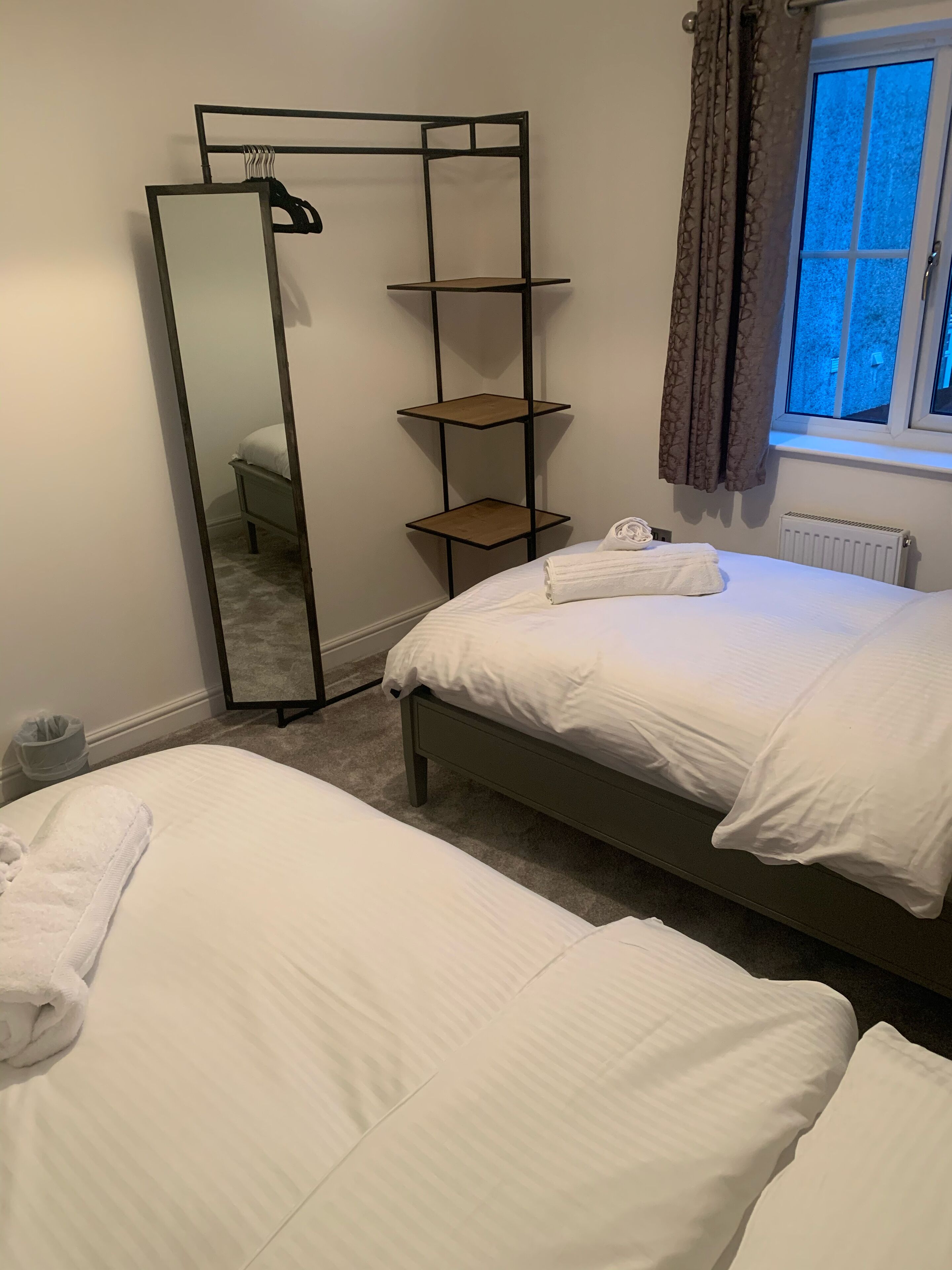 4 bedrooms, free WiFi, bed sheets