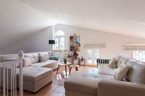 TV connectée, cheminée