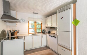 Kühlschrank, Herdplatte, Geschirrspüler