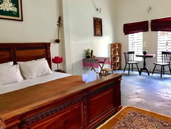 Chambre Double Supérieure | Bureau, lits pliants/supplémentaires, Wi-Fi gratuit