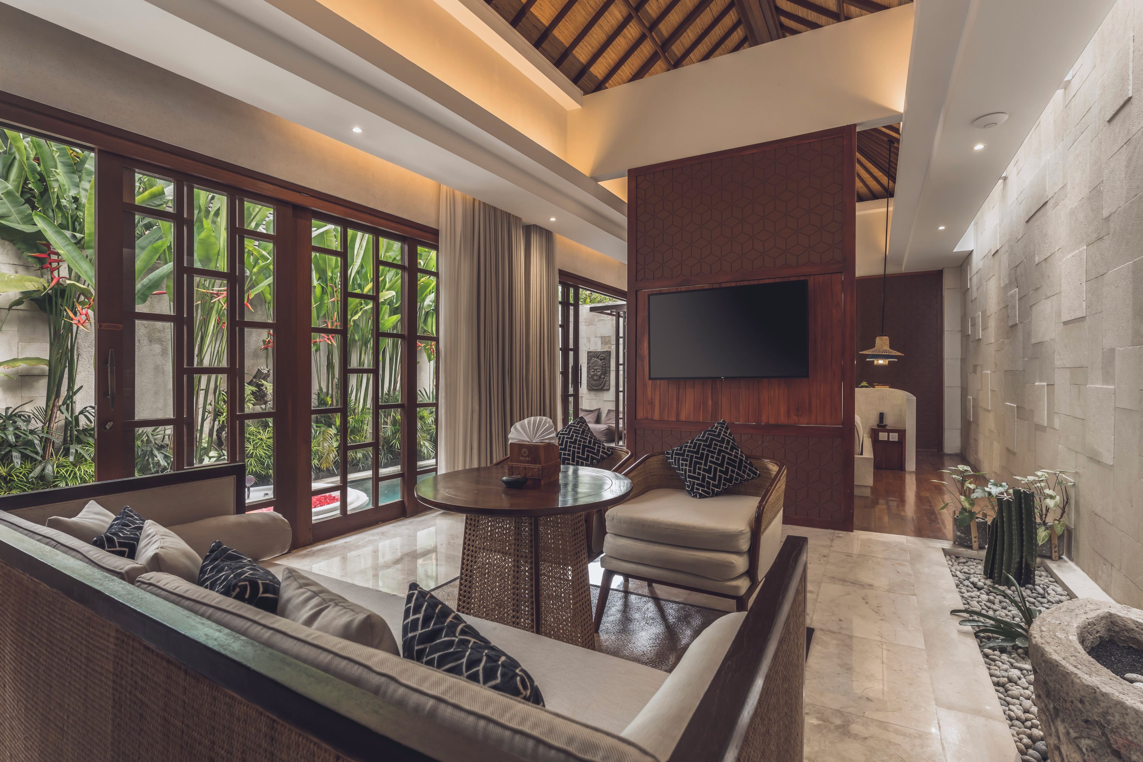  Royal 1 Bedroom Villa with Private Pool & Hot tub | Living area | 50-inch LED TV with digital channels, Netflix, streaming services