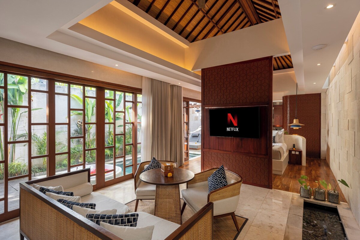 Royal One Bedroom Villa with Private Pool