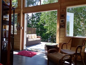 Living area - High bank water front tiny house (Freeland)