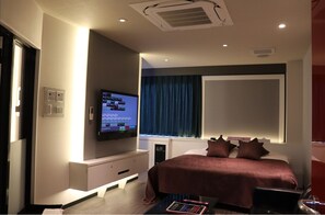 Quarto casal luxo, para não fumantes | Edredons de pluma, cortinas blackout, quartos à prova de som