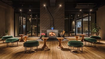 Bar lounge