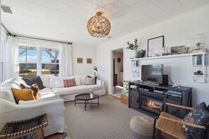 Smart-TV, peis, videospill og DVD-spiller