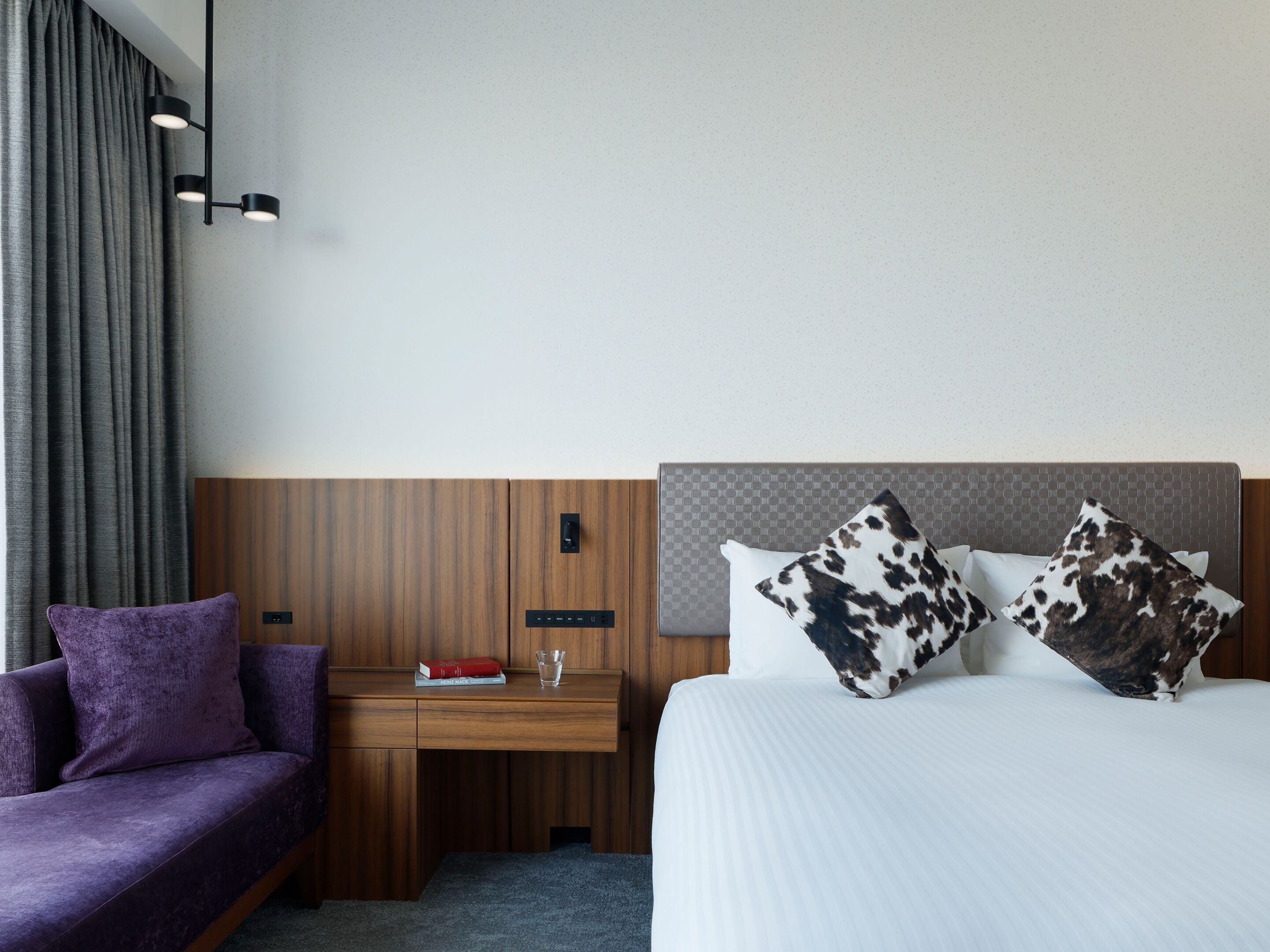 In-room safe, free WiFi, bed sheets